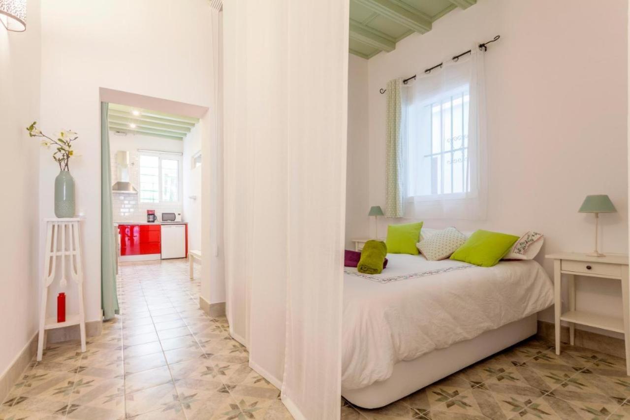 Wish Suite Pureza De Triana Sevilla Exterior foto